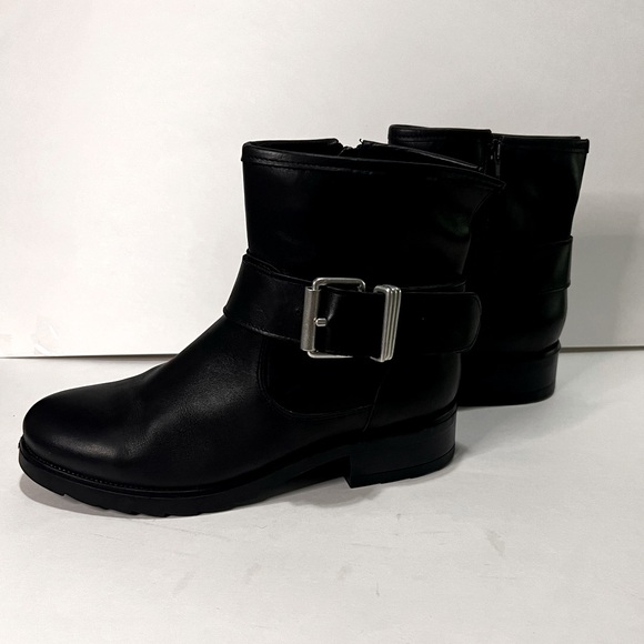 Van Dalen Chelsea Black Ankle Boots with Silver Buckle - Picture 3 of 8